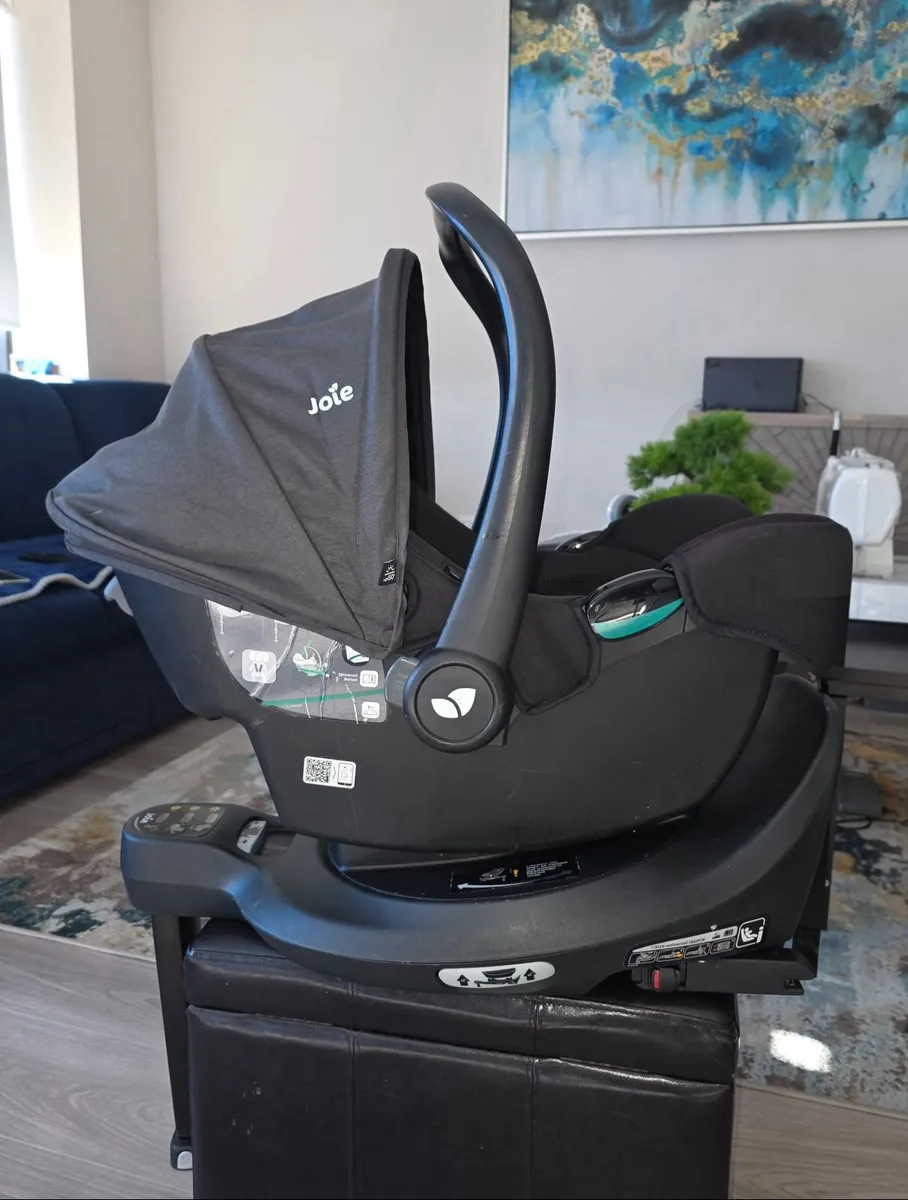 Joie  car seat and i-base Encore Rotating base - Image 3