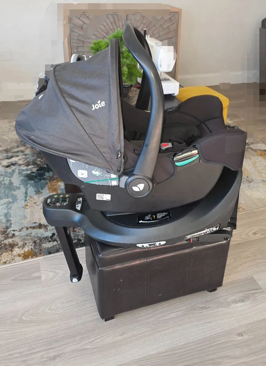 Joie  car seat and i-base Encore Rotating base - Image 4