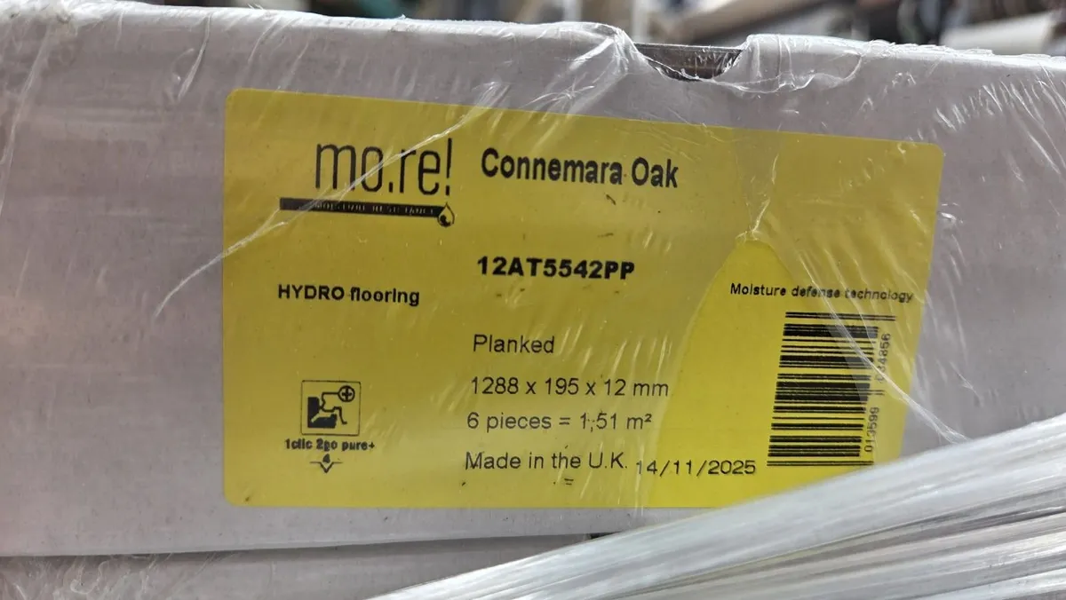 Furlong Hydro 12mm Laminate - Image 1