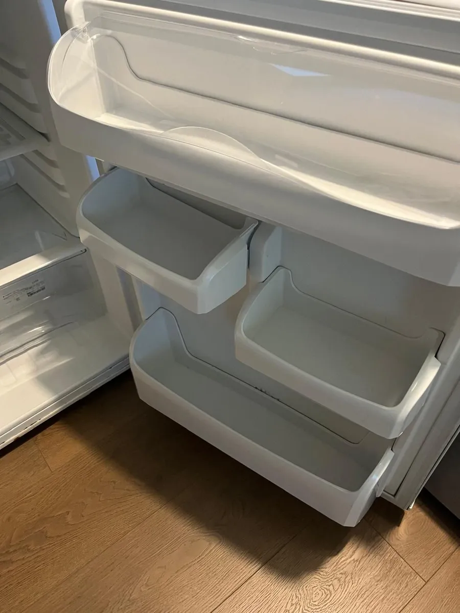 Fridge - Image 2
