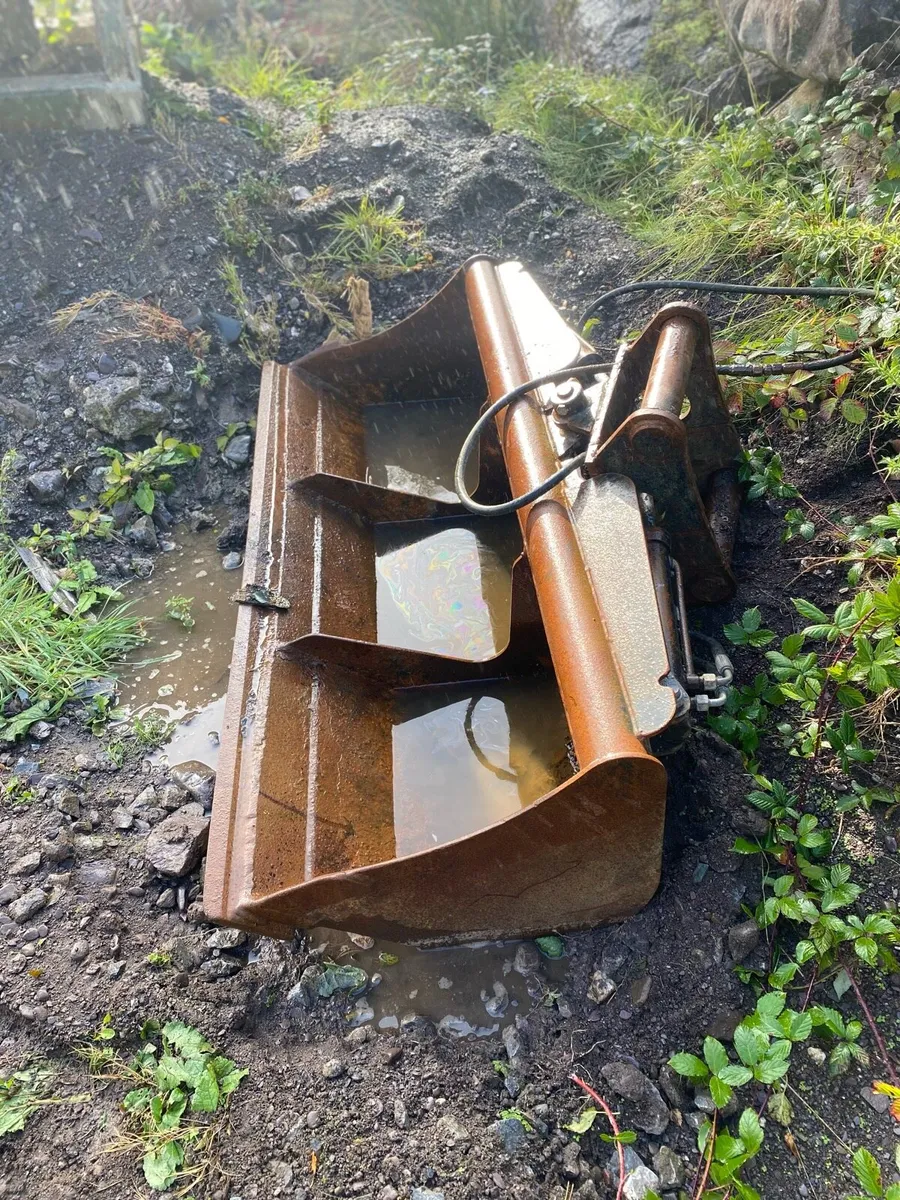 65mm tilting bucket - Image 2