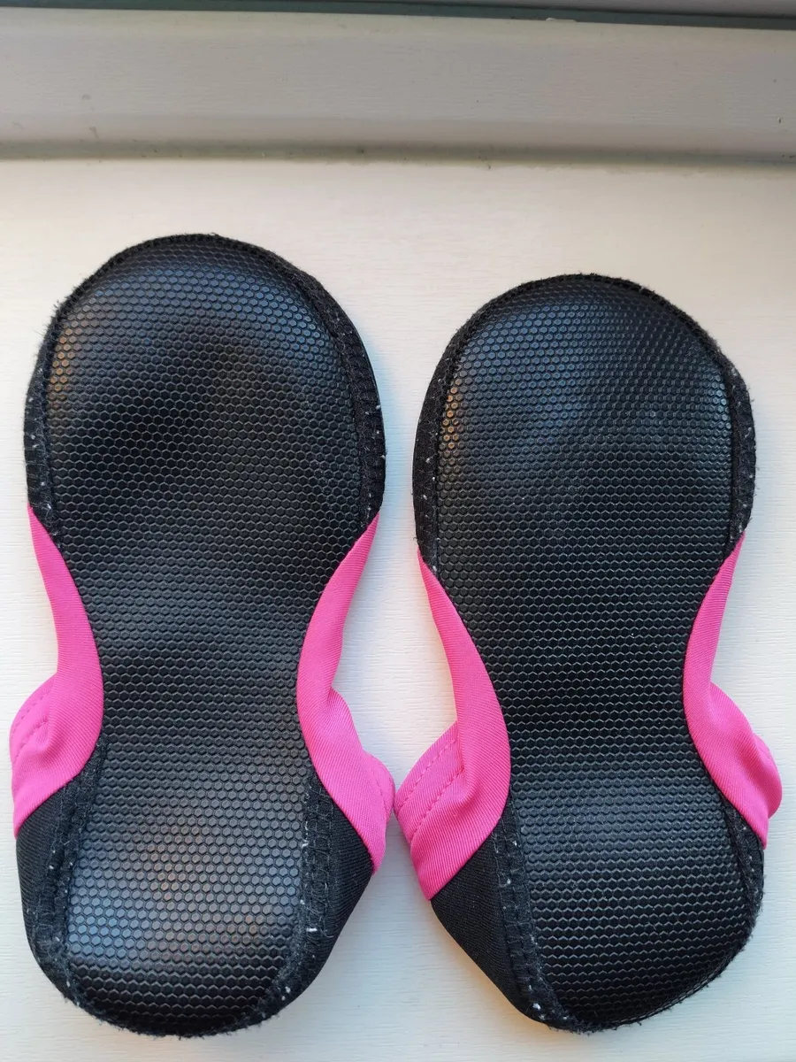 Girls Swim Socks 30-31 - Image 4
