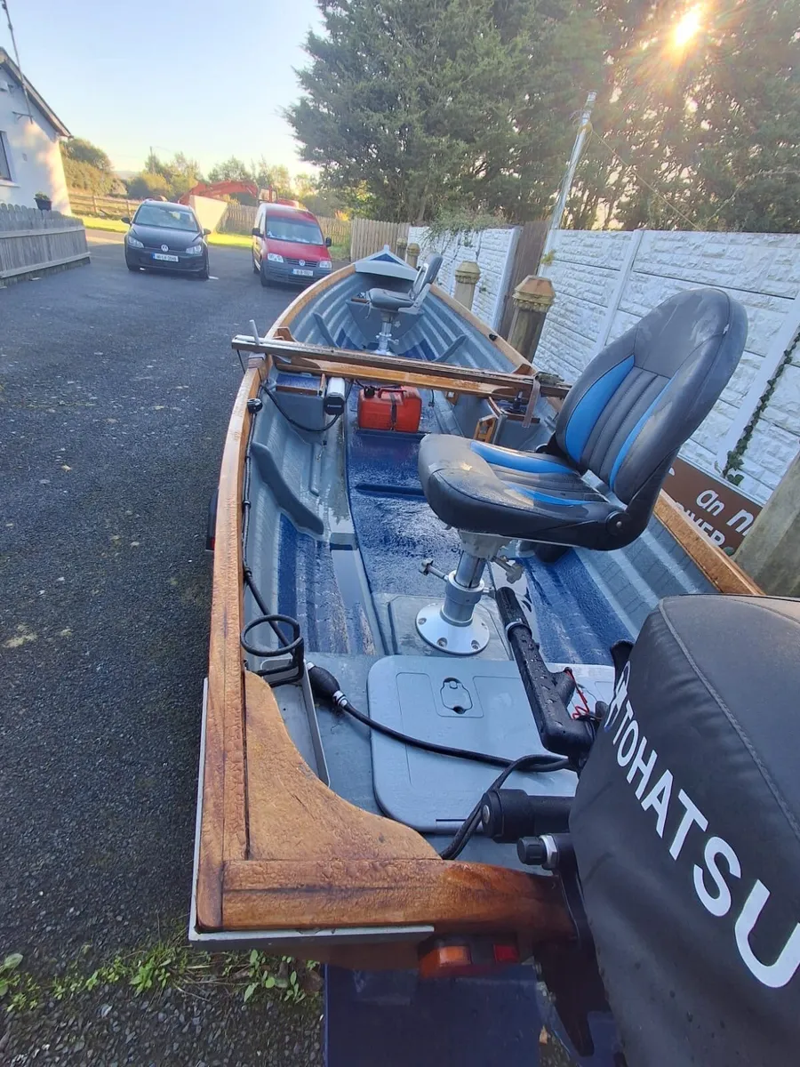 Lake boat - Image 2