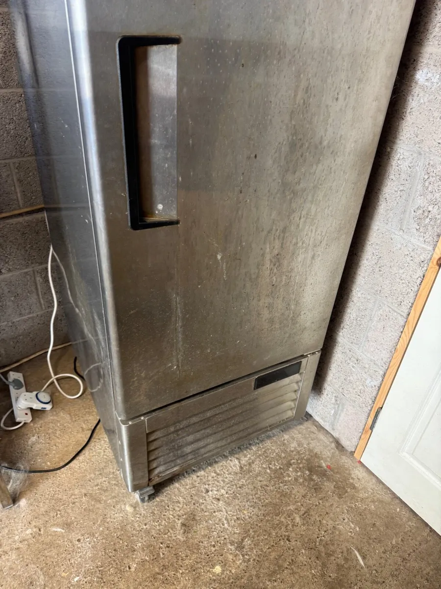 Commercial freezer - Image 4
