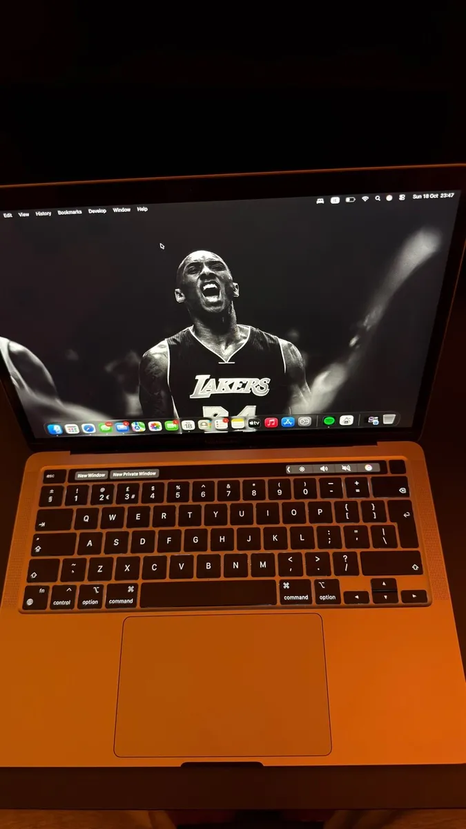 MacBook Pro 2022 13” 8GB RAM/256GB SSD - Image 3