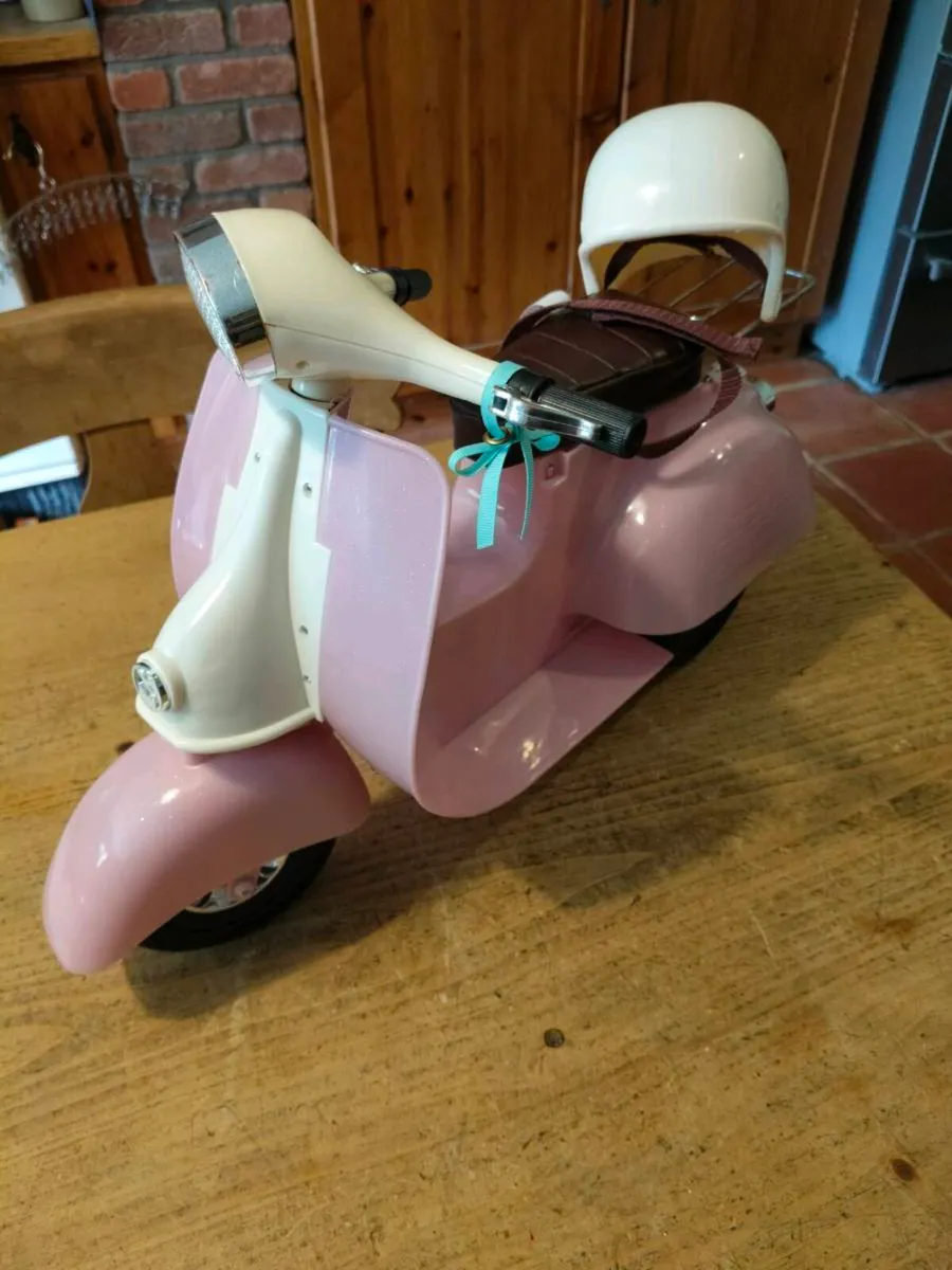 Our Generation 3 wheel scooter with helmet. Like n - Image 2
