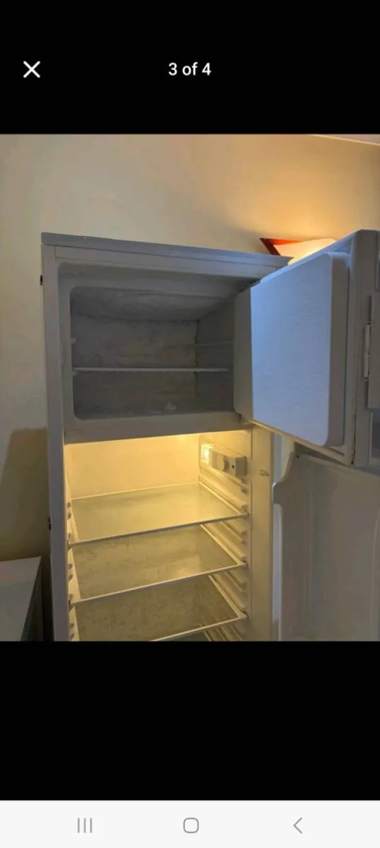 Intergrated fridge/ freezer - Image 3