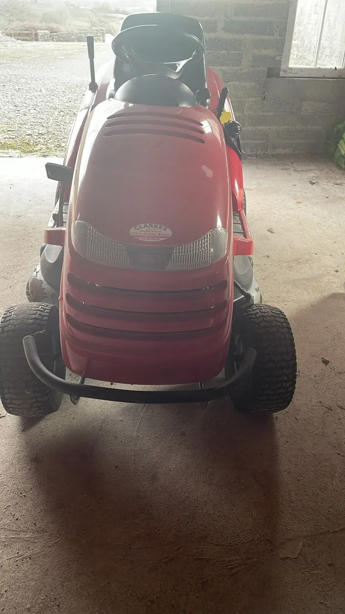 Honda ride on Lawnmower - Image 3