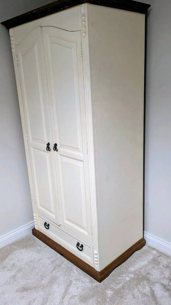 Double Door Cream Wardrobe - Image 3