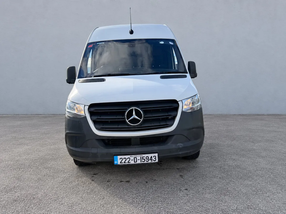 Mercedes-Benz Sprinter 2022 - Image 3