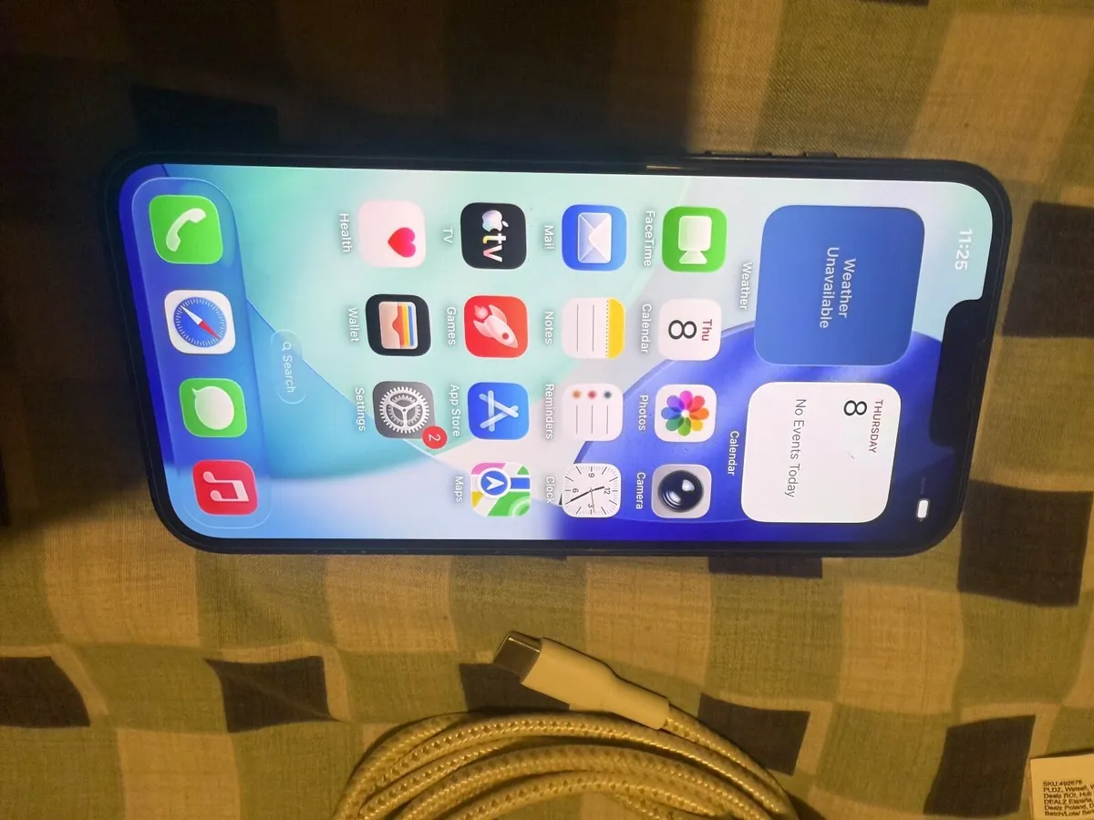 iPhone 13 - Image 3