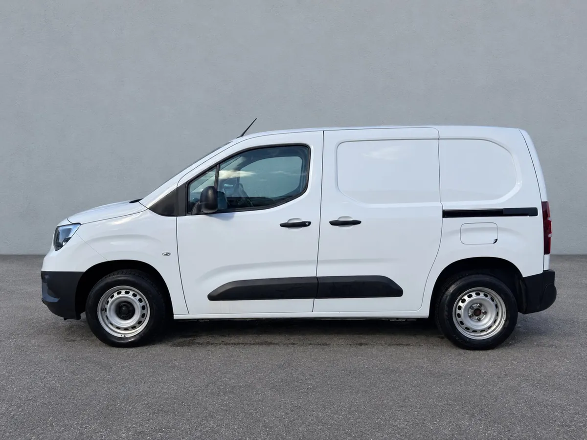 Opel Combo 2023 - Image 4