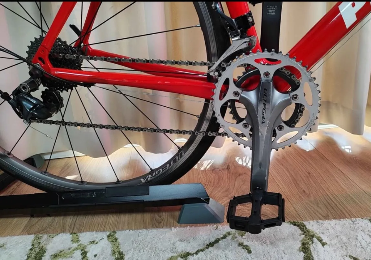 Planet X Pro Carbon Roadbike - Image 3