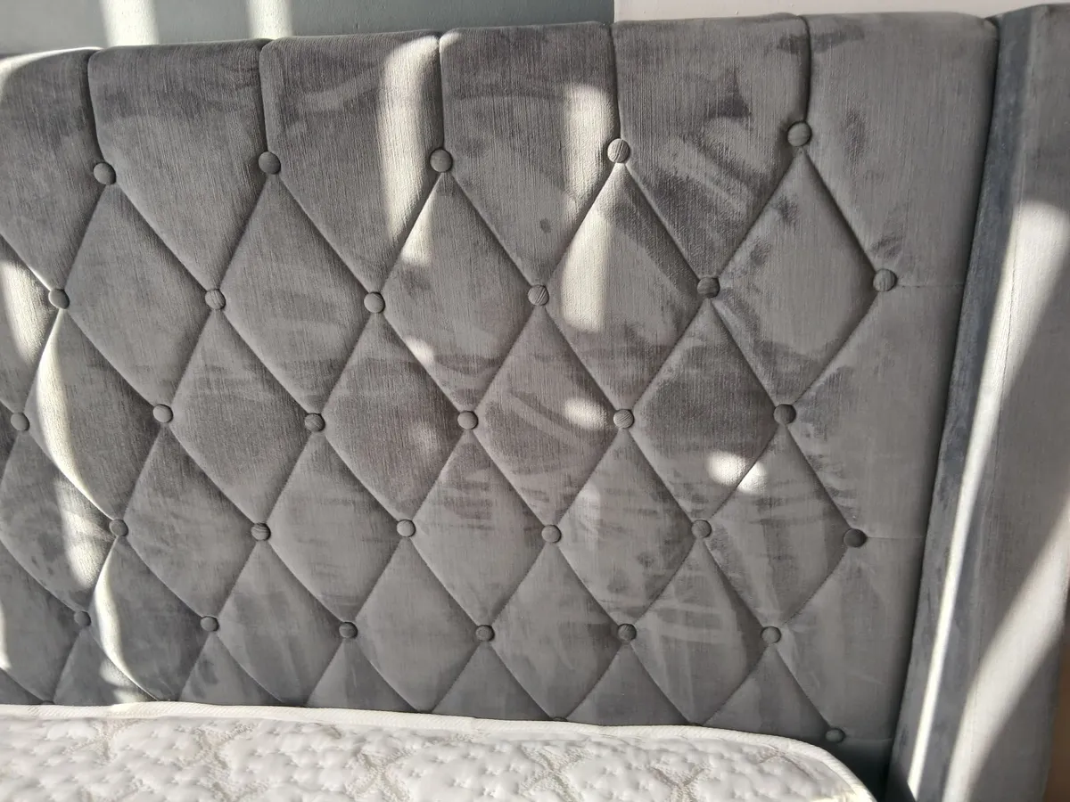 Kingsize headboard - Image 1