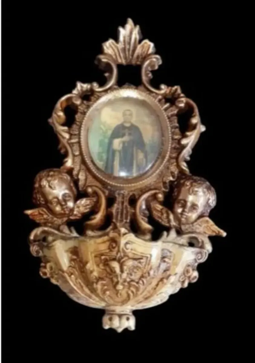 Vintage Ornate Brass Holy Water Font / Stoup - Image 4