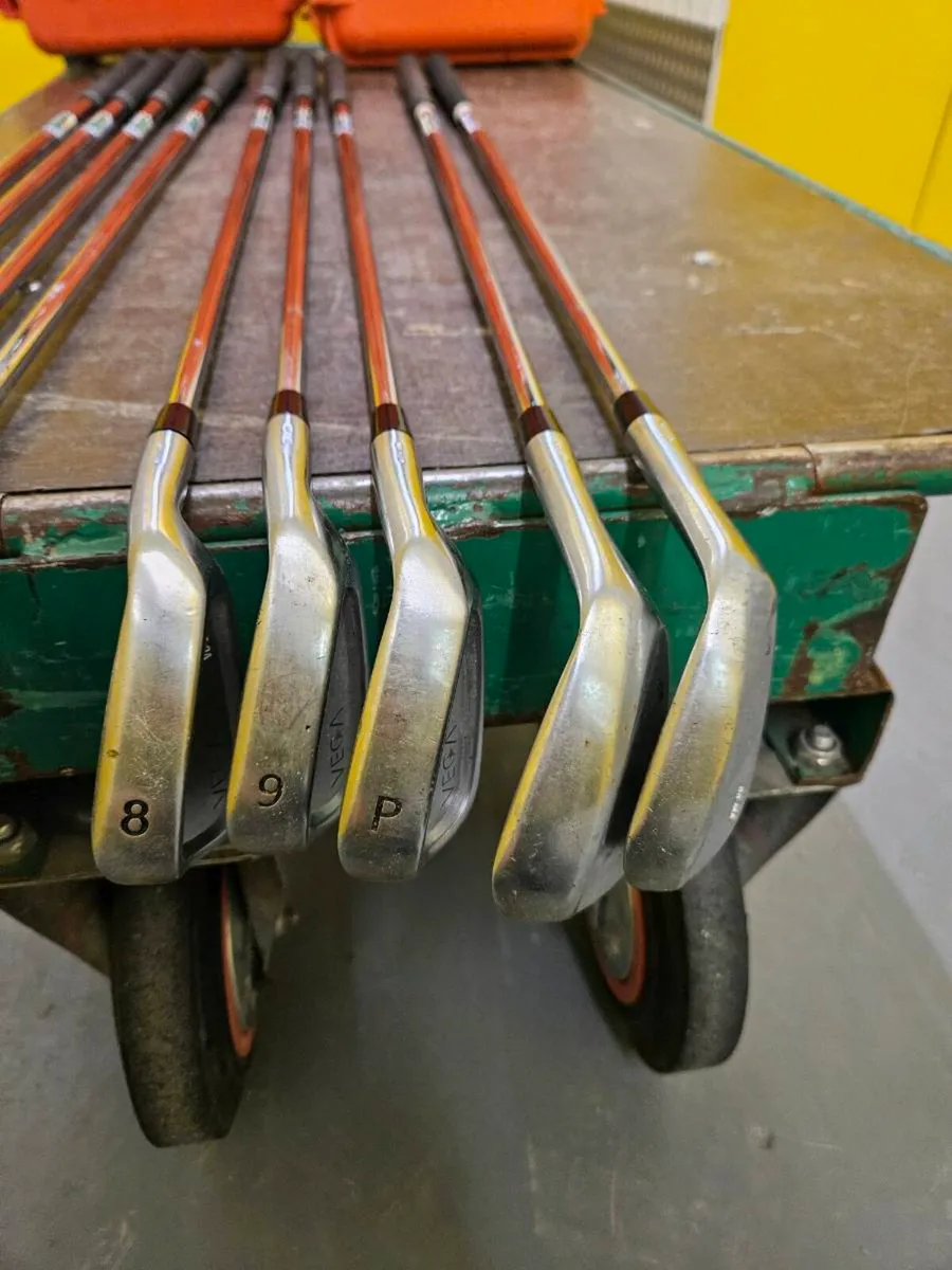 Vega vc 03  irons 4-pw + 2 wedges - Image 2