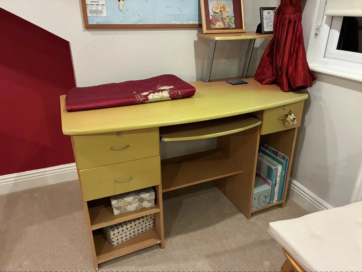 Desk