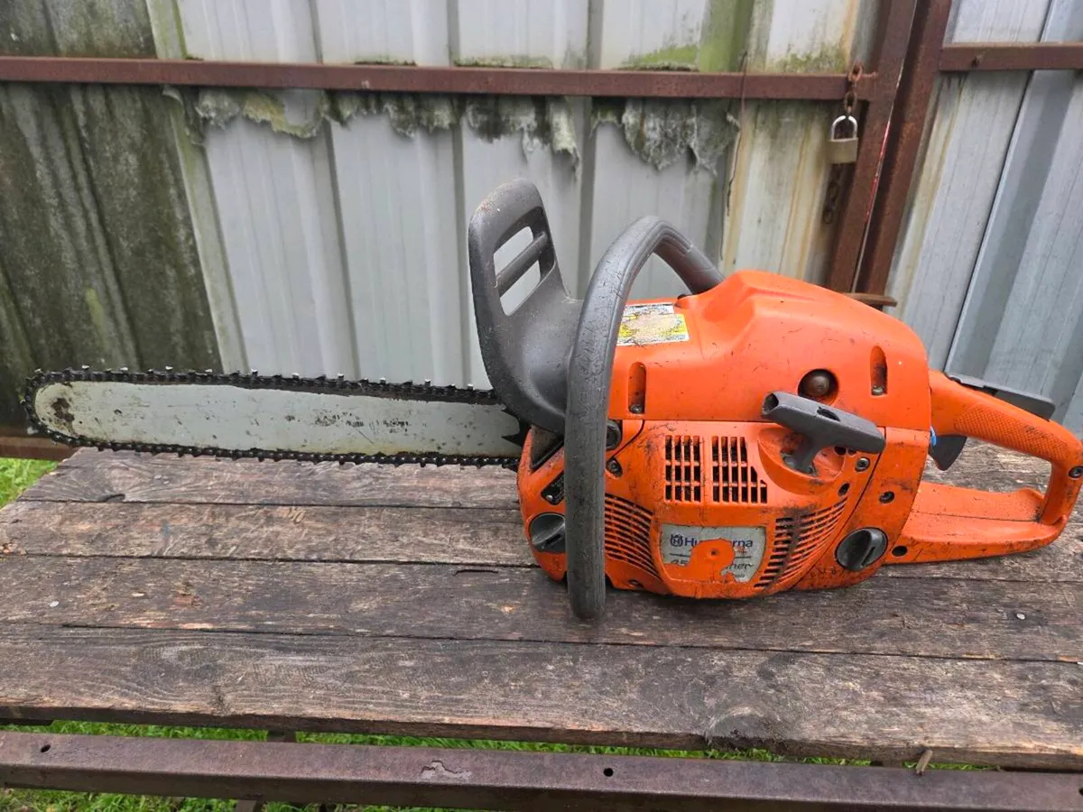 Husqvarna 455 Chainsaw for sale - Image 2