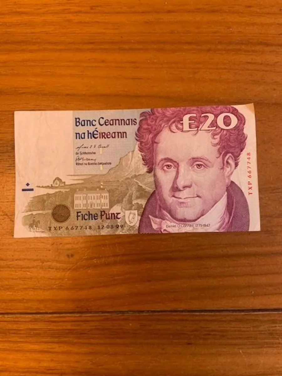 20 Pound C Series Notes - 35 Euros Each - Image 1