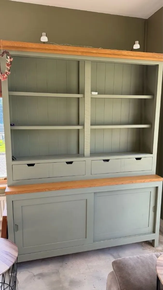 dresser - Image 3