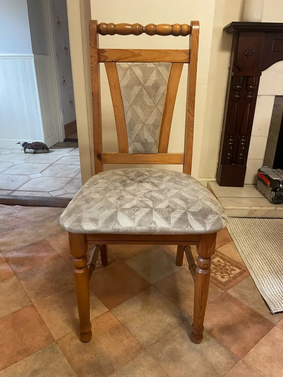 Kitchen chairs - Image 4