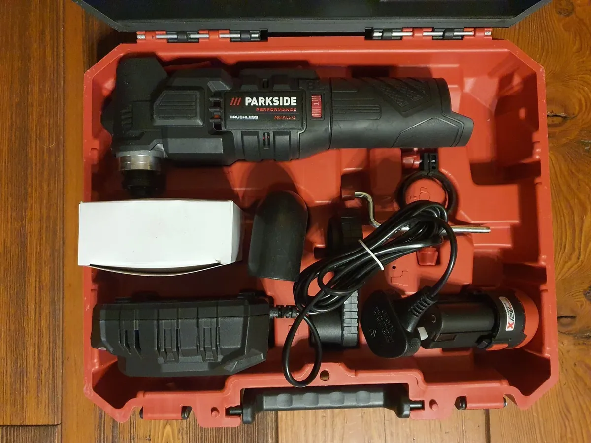 12V Parkside Brushless Multi-Tool kit - Image 3