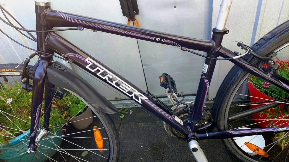 Trek 7.2 Fx  💯 % Condition - Image 4