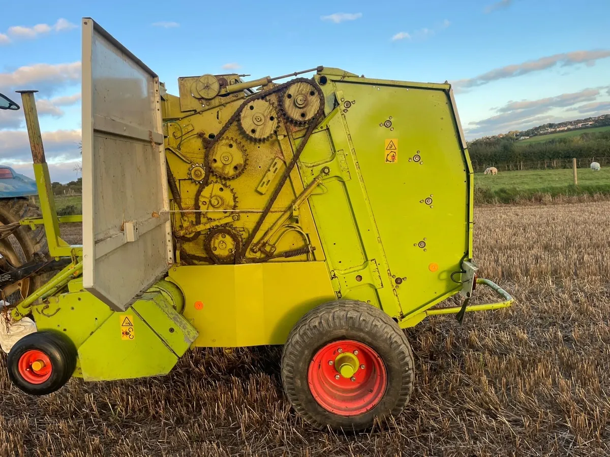 Class Round Baler 46 Roto Cut - Image 4