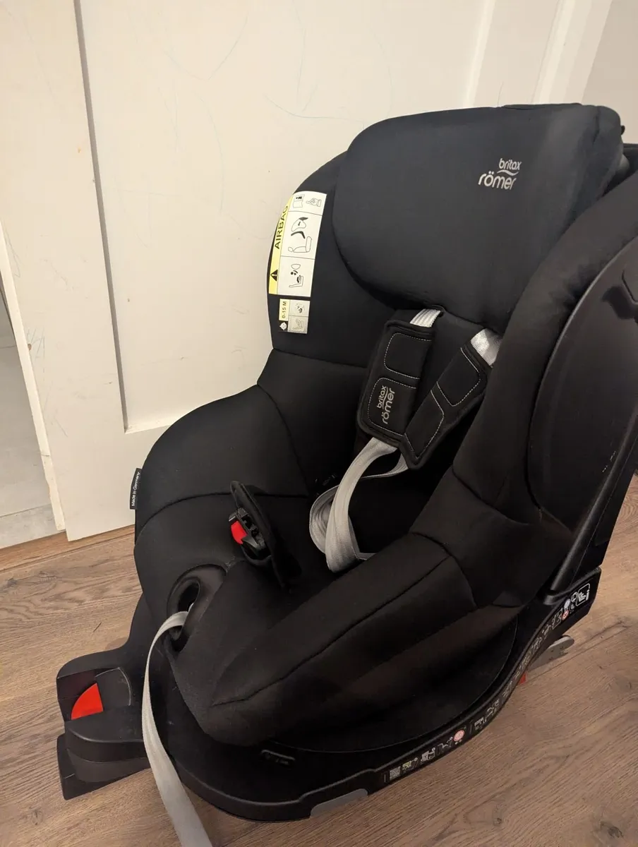 Britax Romer Dualfix i-size - Image 2