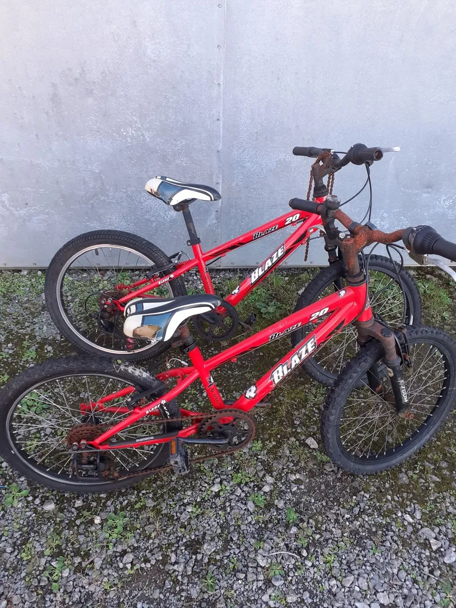 2 kids bikes - Image 3