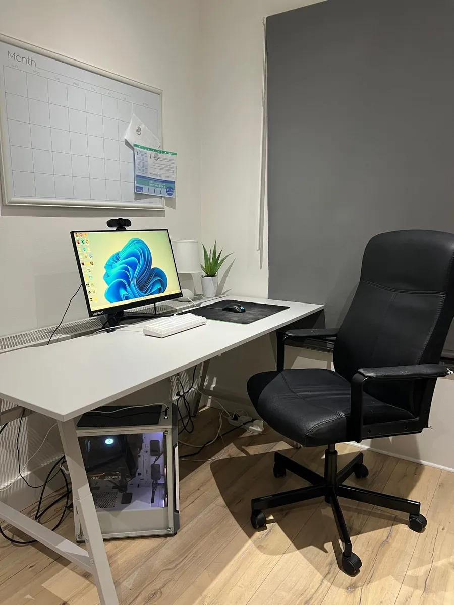 Complete Gaming Setup For Sale - Image 1