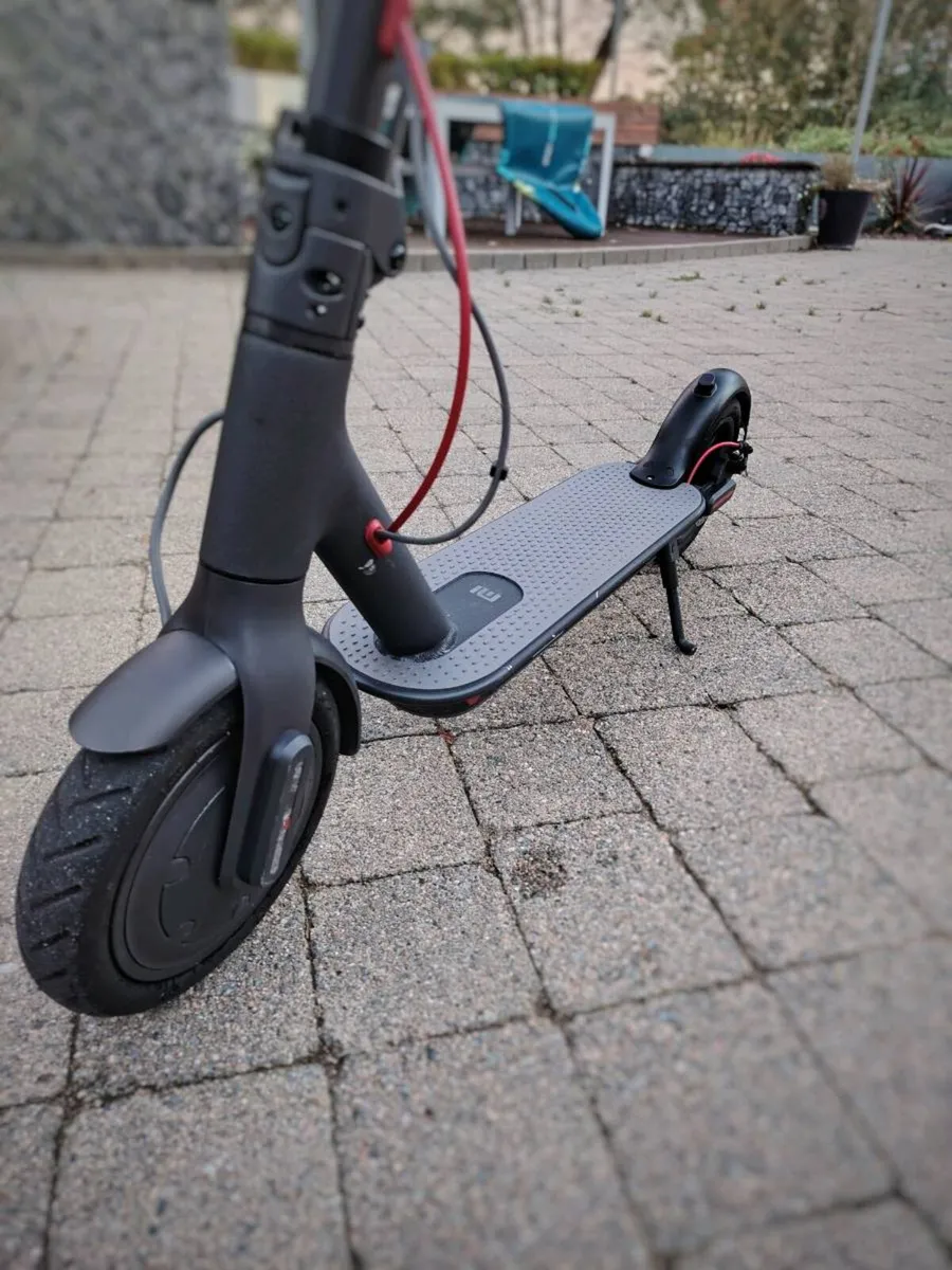 Xiaomi Electric Scooter - Image 3