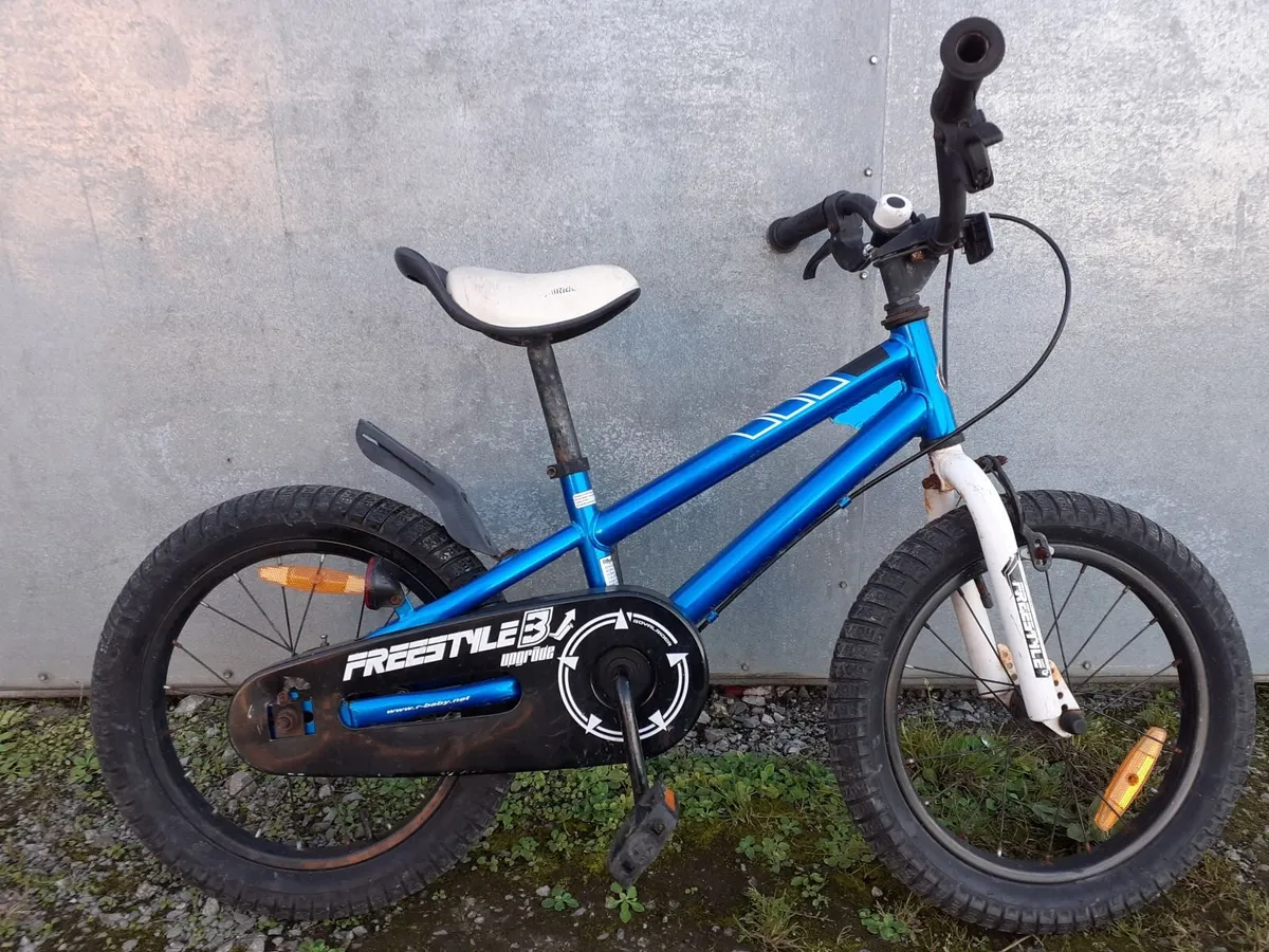 Childs bike - Image 1