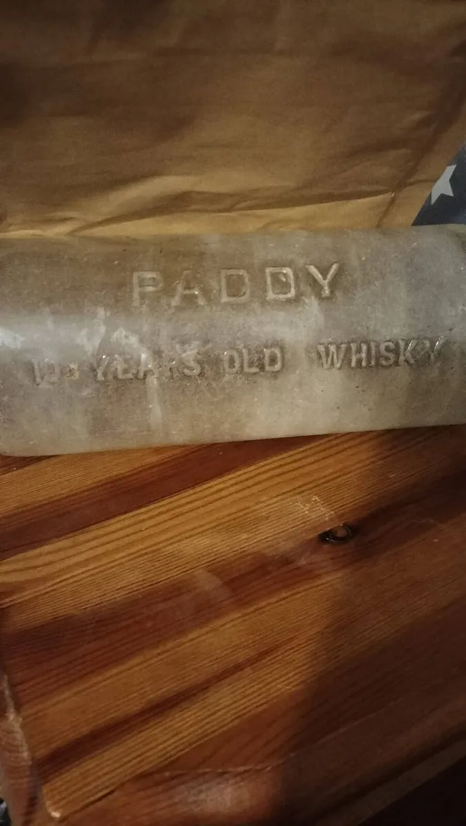 VINTAGE PADDYS WHISKEY BOTTLE - Image 2