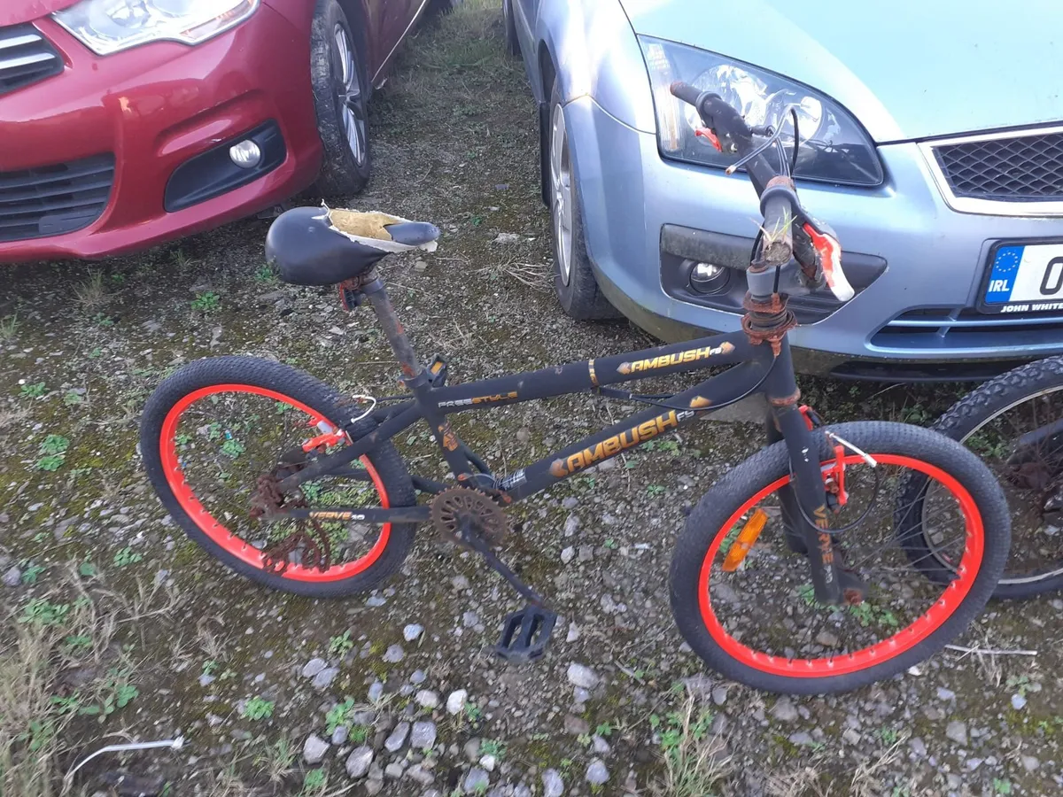 3 x bmx freestyle bikes - Image 4