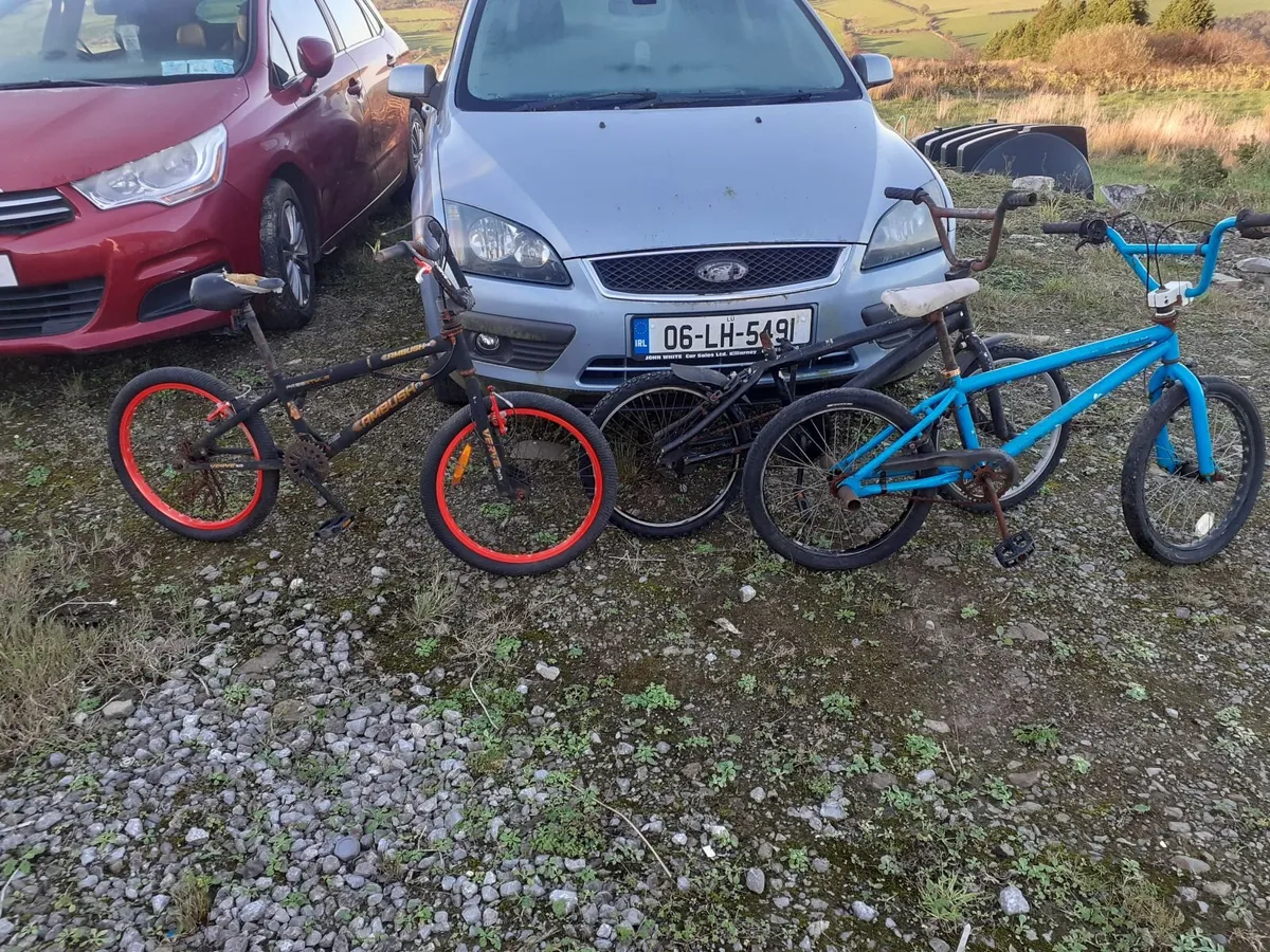 3 x bmx freestyle bikes - Image 1