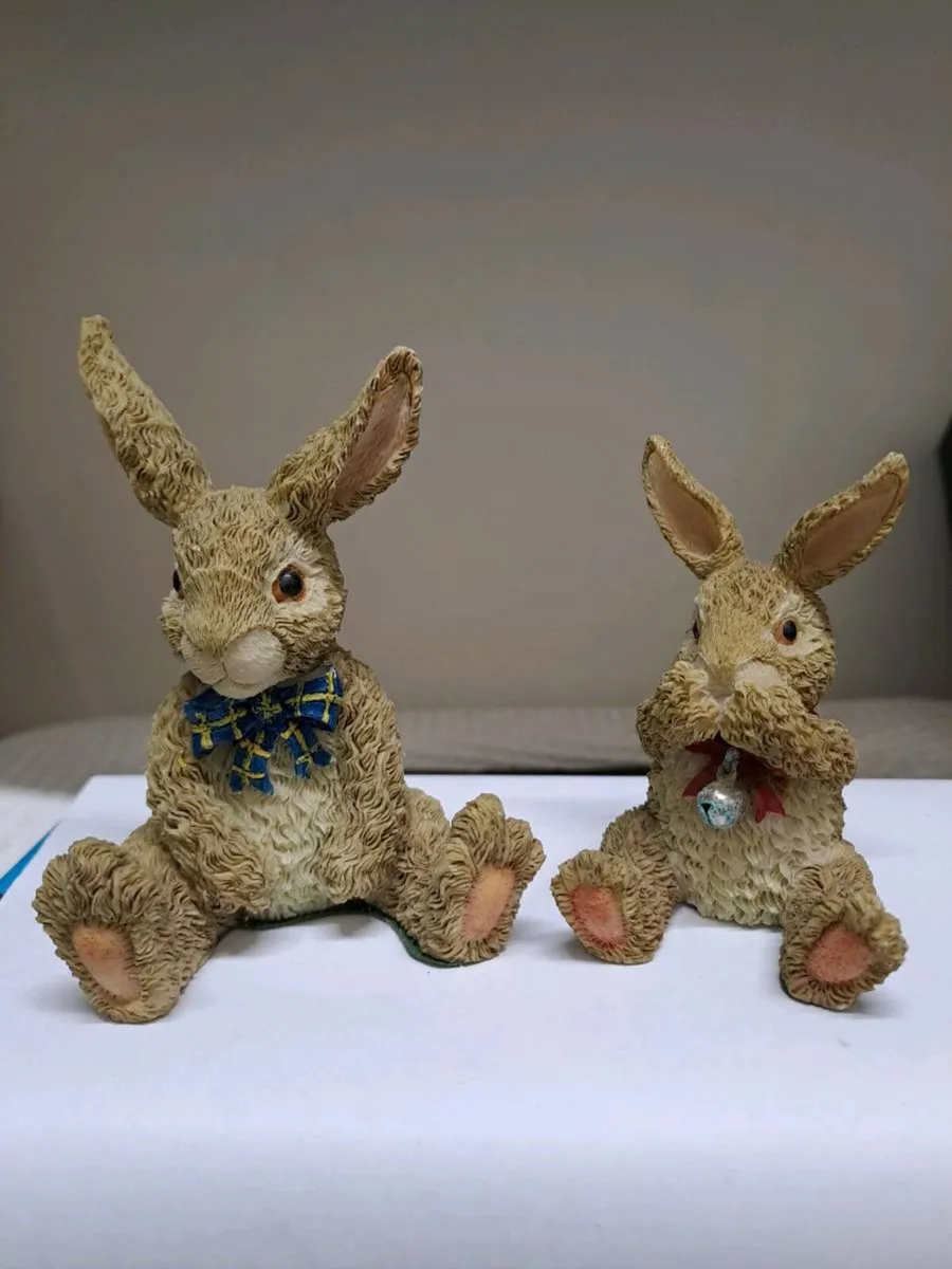 The Leonardo Collection Rabbit Figurines – Pair - Image 1