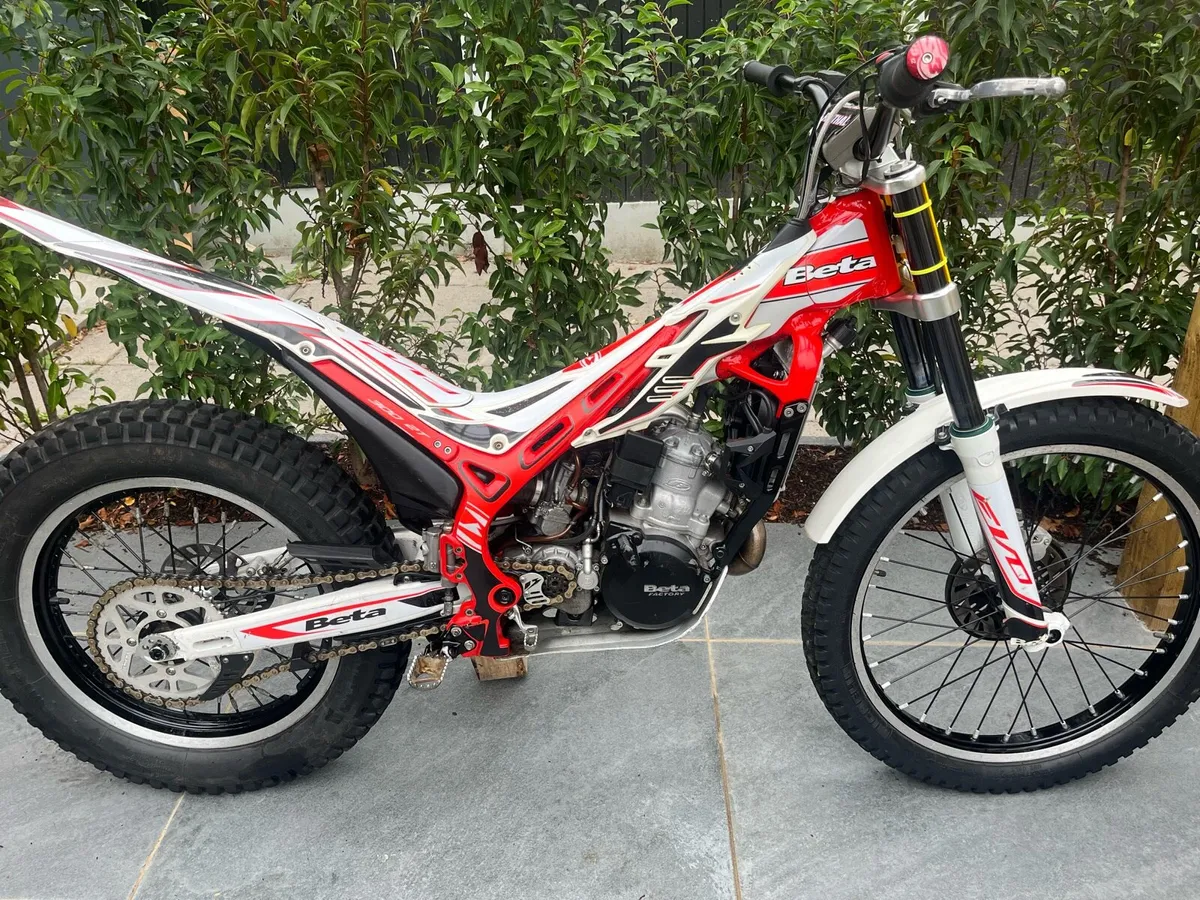 Beta EVO 300SS Trials - Image 1