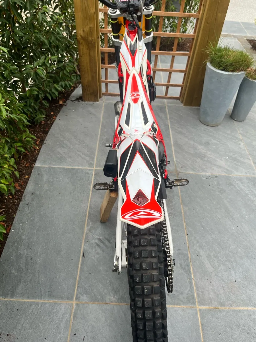 Beta EVO 300SS Trials - Image 4