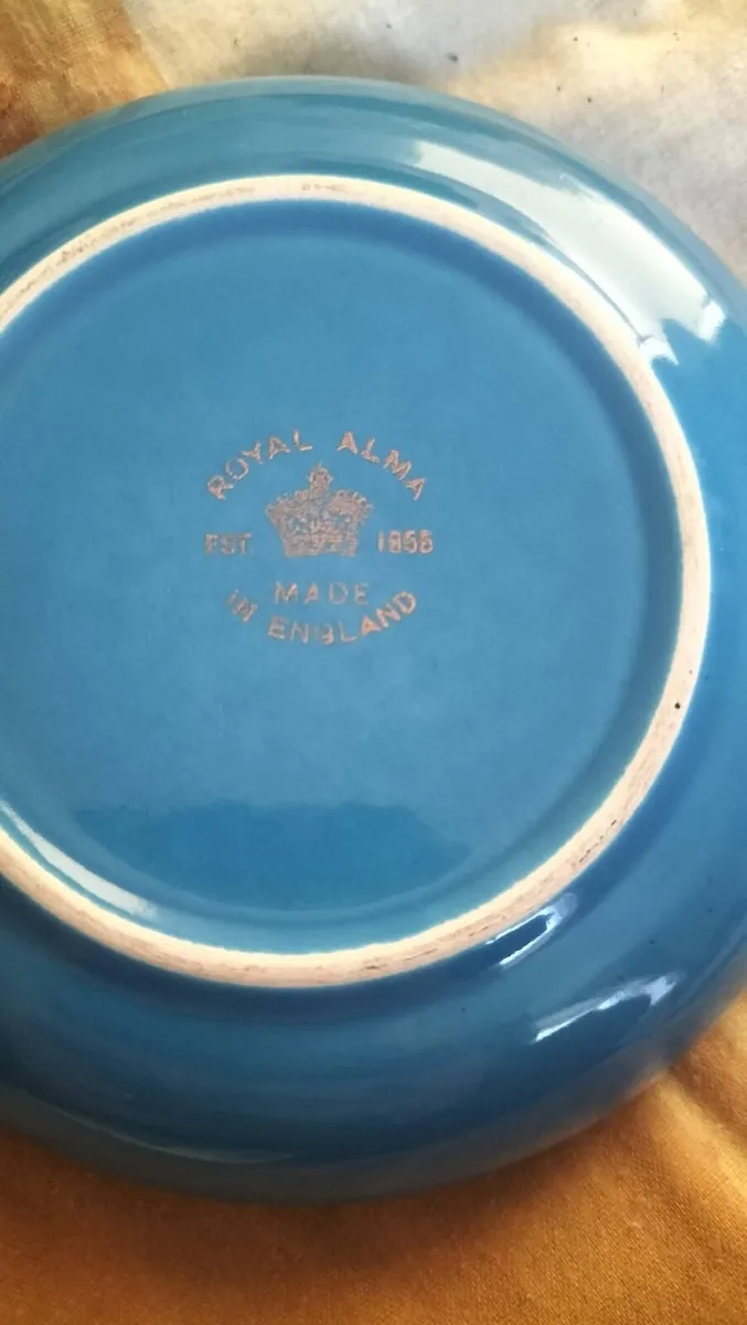OLD STYLE  PLAYERS..ASH TRAY - Image 1