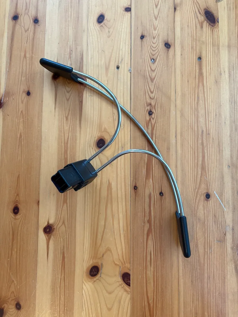 official Škoda headrest clothes hanger - Image 1
