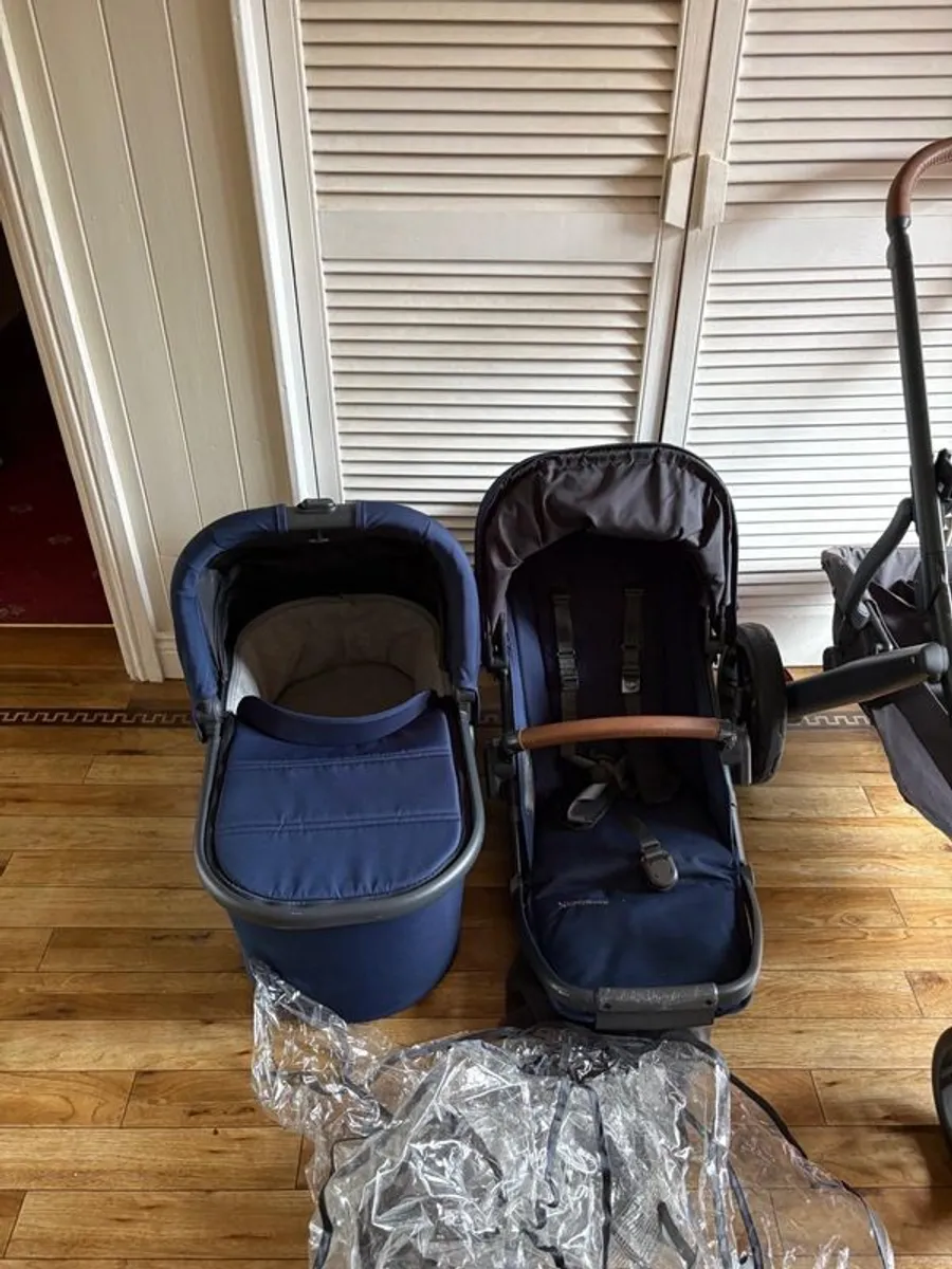 Uppa baby vista V2 Navy (noa) - Image 2