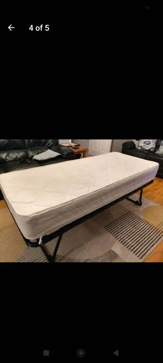 Pull out bed - Image 2