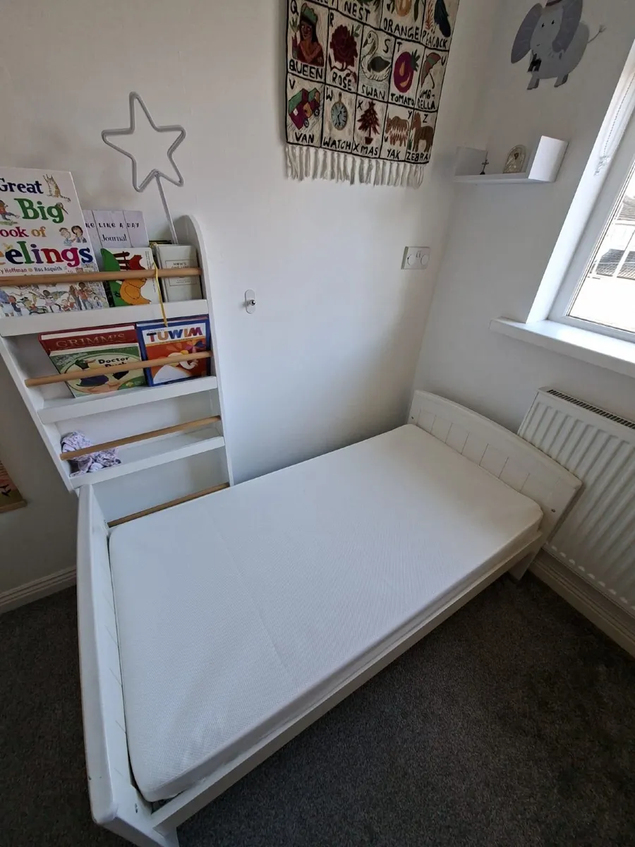 Mamas & Papas Toddler Bed + Baby Elegance Mattress - Image 2