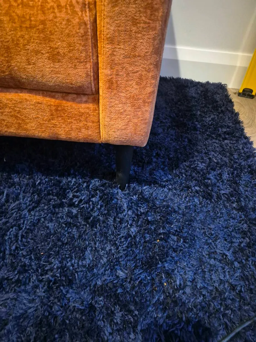 Stunning new orange chair,and tall unit - Image 3