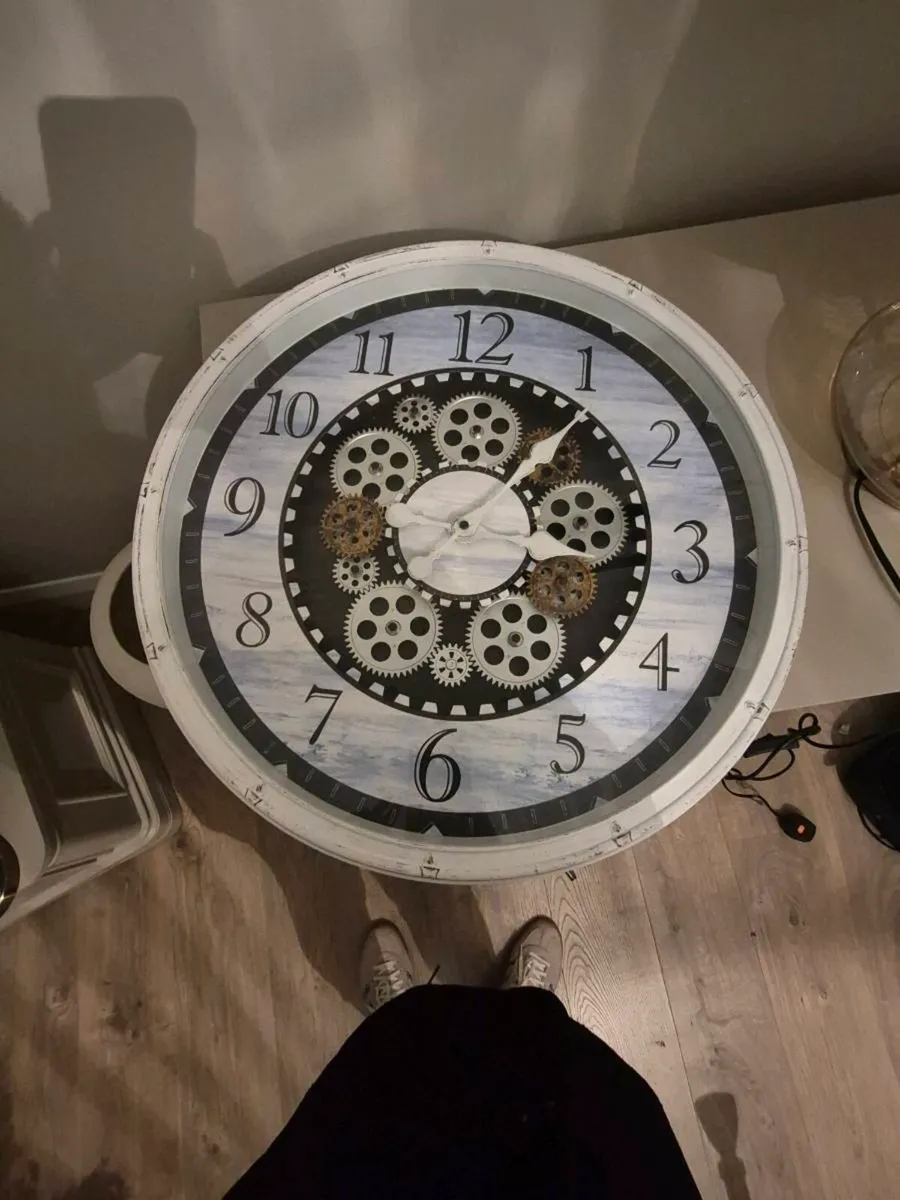 Large kitchen clock. - Image 1