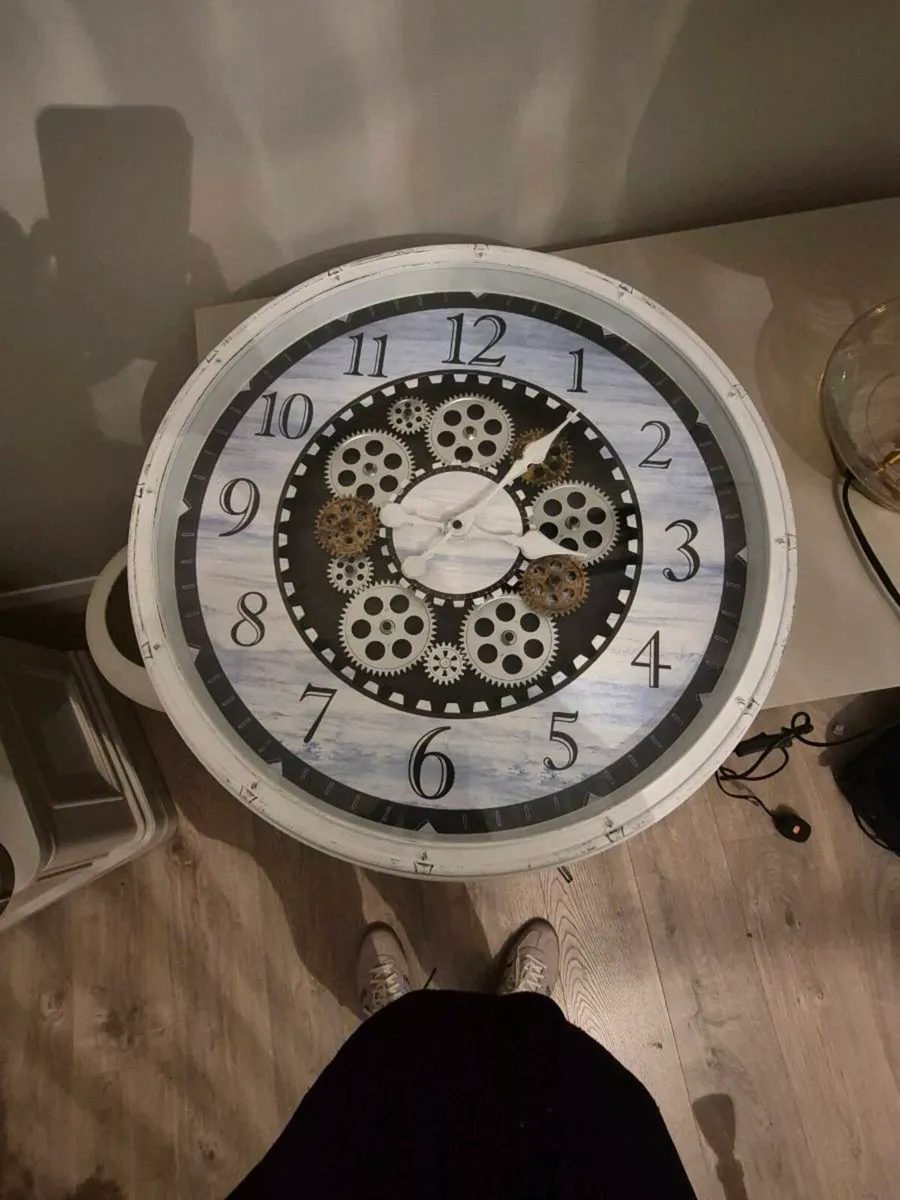 Large kitchen clock. - Image 2