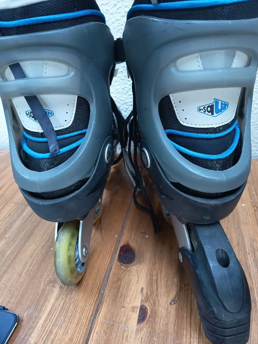 Grey and blue inline skates - Image 2