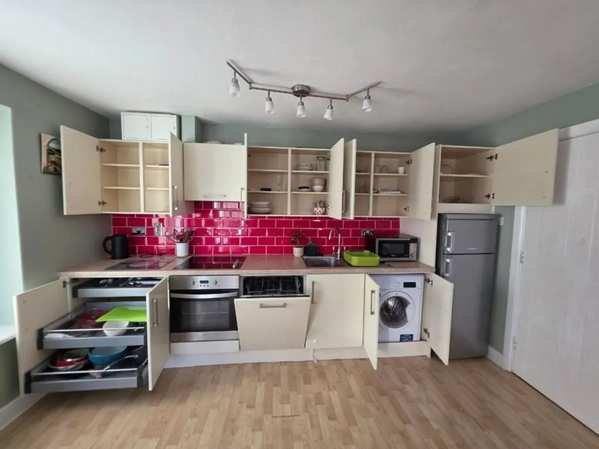 Kitchen for sale - Image 2