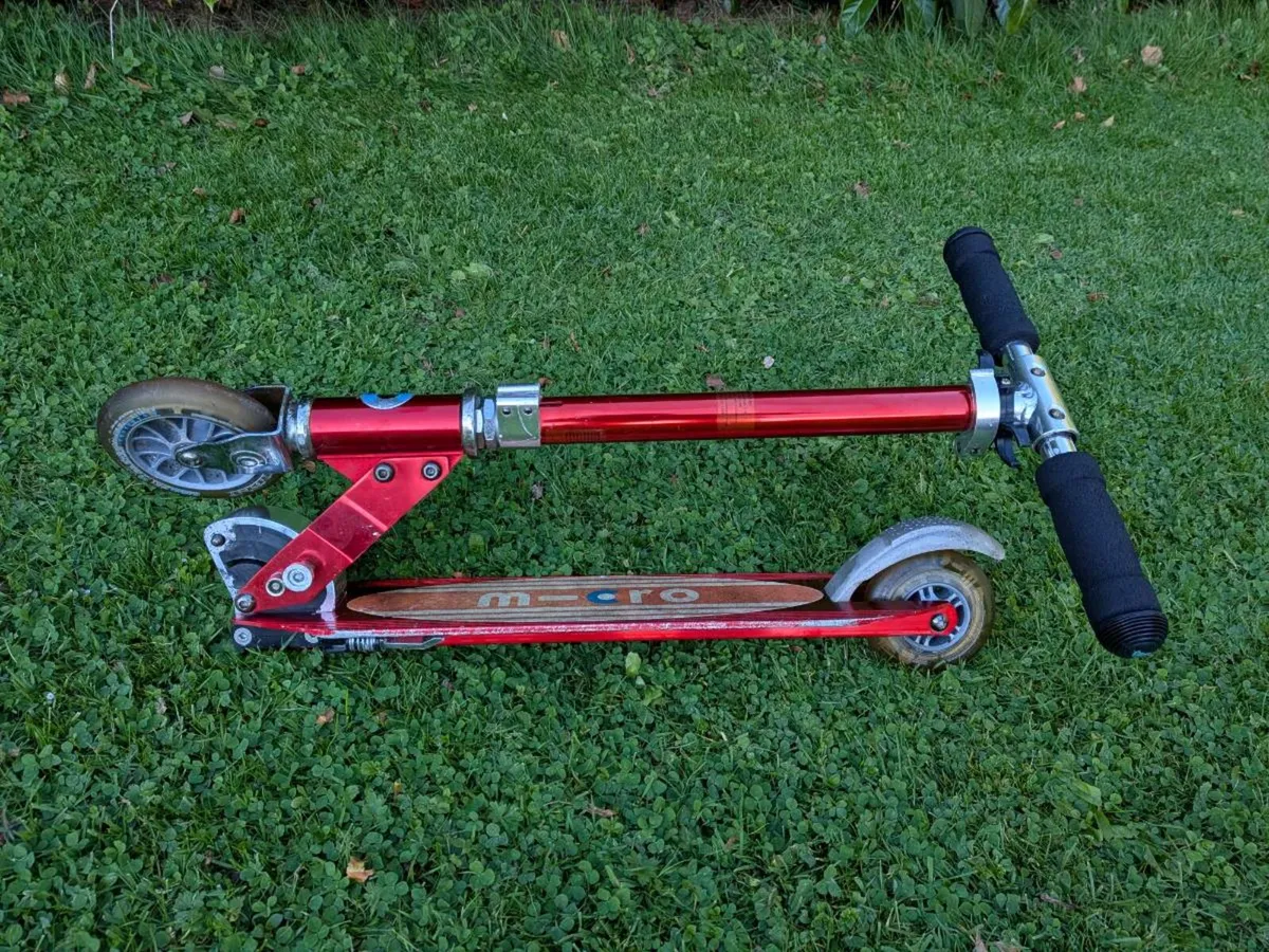 Micro Scooter - Image 2